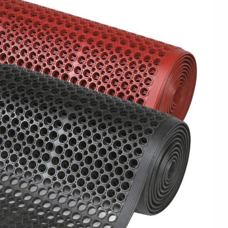 Industrial mats for dry and wet areas